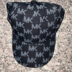 Michael Kors Black and Gray Patterned Cap